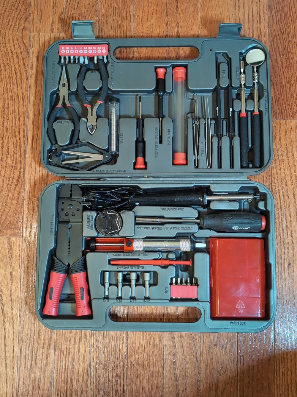 Kronus 61 PC Computer & Electrical Tool Set - Picture 4 of 9